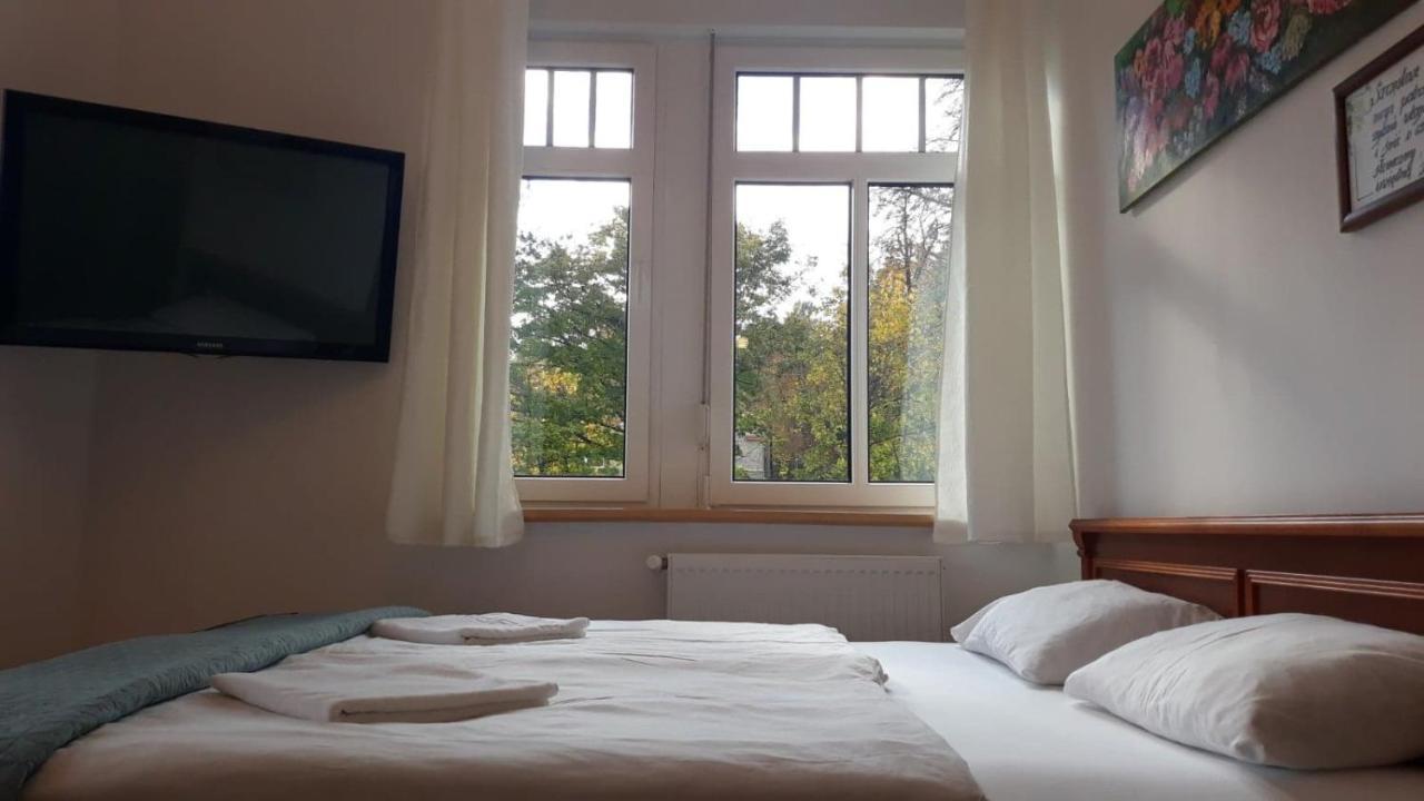 Willa Kwiaty Polskie Jedlina-Zdroj Exterior foto