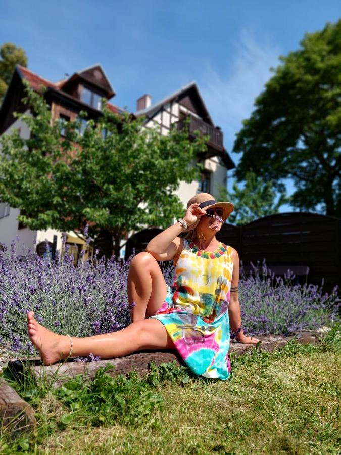 Willa Kwiaty Polskie Jedlina-Zdroj Exterior foto